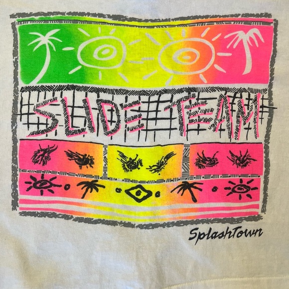 Vintage “Splash Town” Cut off t-shirt. - Picture 2 of 5